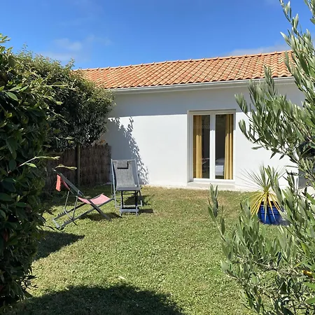 Nid Douillet Pour 3 à 100m De La Hébergement de vacances *