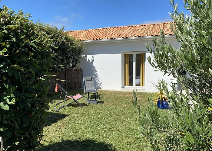 Nid Douillet Pour 3 à 100m De La Casa de Férias *